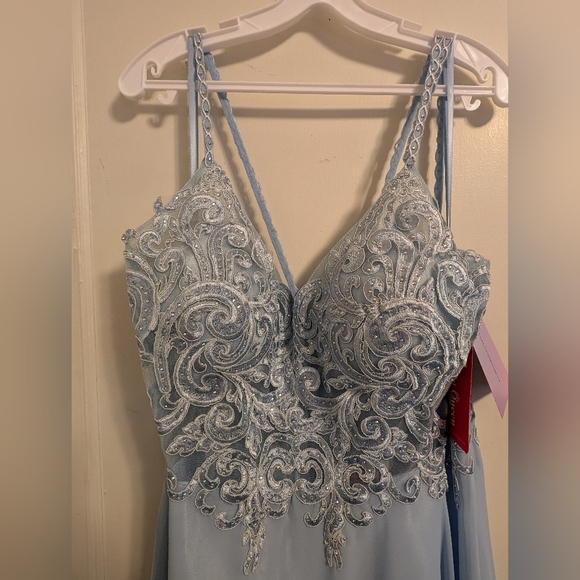 Bridesmaid/Prom/Formal Dress - Picture 5 of 5